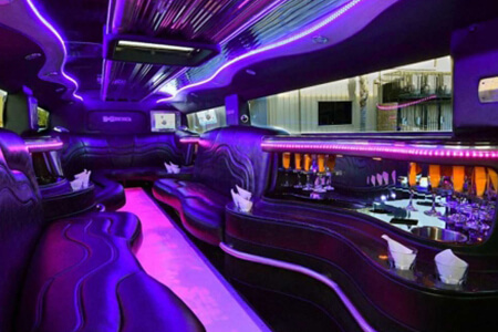 limo with bar